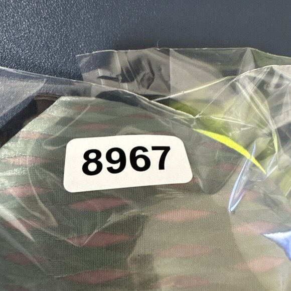 Victoria Sport Women's 34C Incredible Sports Bra Green Multi Geo Racerback - Picture 12 of 12